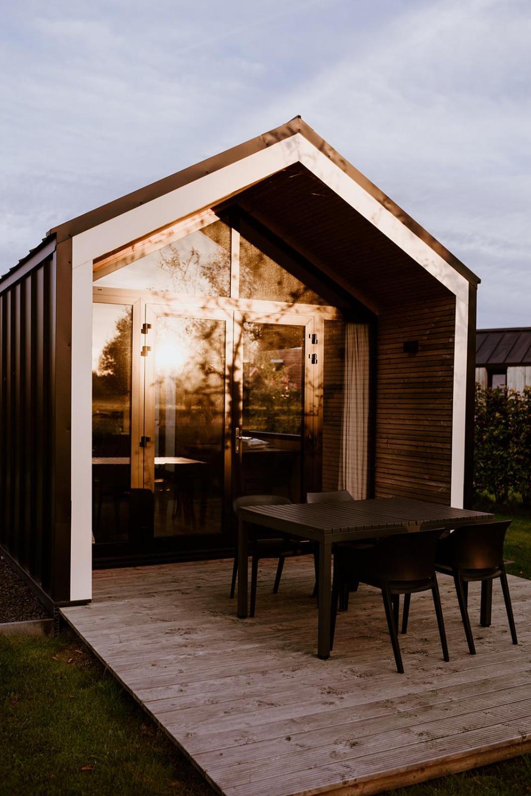Tiny House Xxl Hotel Bant ภายนอก รูปภาพ