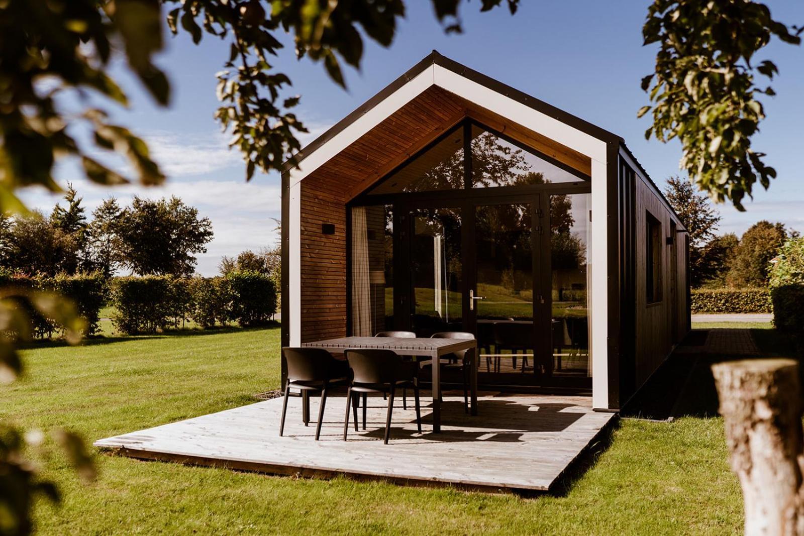 Tiny House Xxl Hotel Bant ภายนอก รูปภาพ